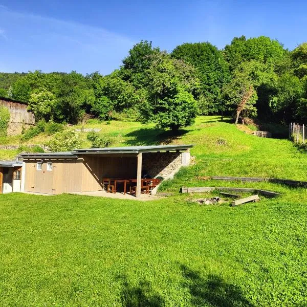 Stanovanie pod Starým zámkom - Camping, hotel in Banská Štiavnica