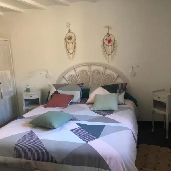 Clos Jean Lève – hotel w mieście Barsac