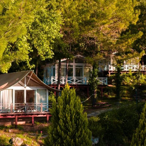 Sakli Gol Evleri, hotel v destinaci Karacaören