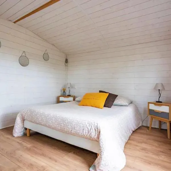 La cabane du Ventoux, hotel en Saint-Hippolyte-le-Graveyron