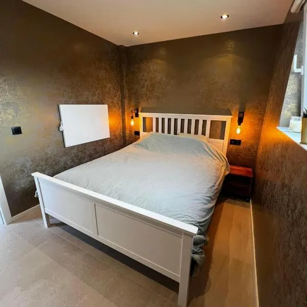 Garden Suite Monaco, hotel v destinaci Geraardsbergen