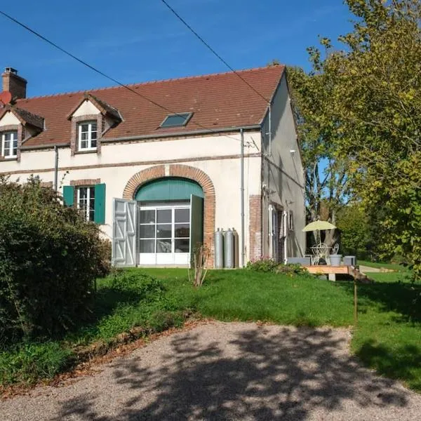 Joli gîte neuf en pleine campagne à 12 min de Sens – hotel w mieście Égriselles-le-Bocage