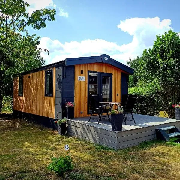 Naab Chalet 18, hotel v destinaci Nabburg