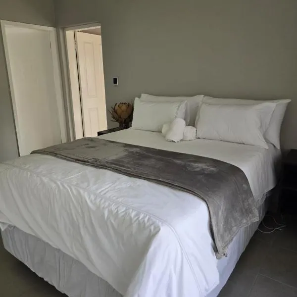 Airport Fresh Lodge, hotel v destinaci Boksburg