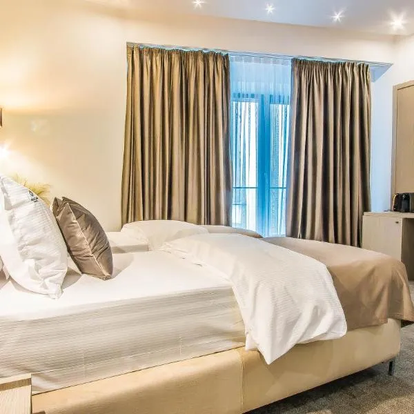 Central Carol APARTHOTEL 2，布加勒斯特的飯店