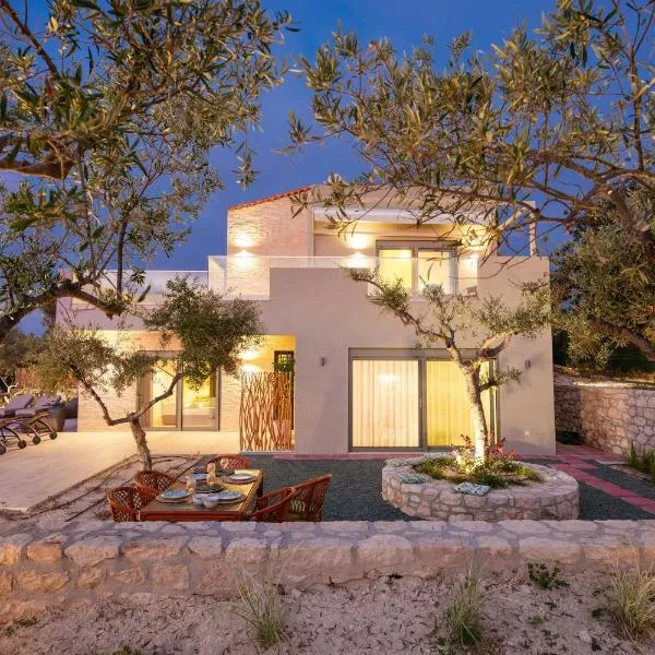 LILY'S VILLA LEMONIA, hotel v destinaci Platanes