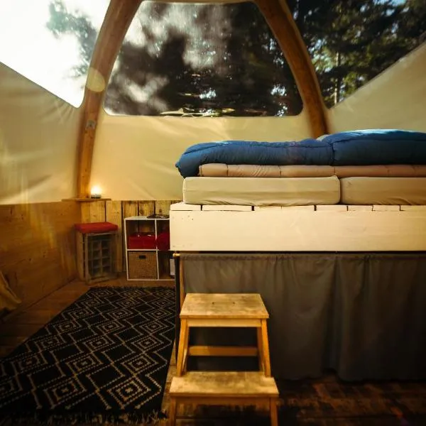 Eco Bivouac village igloos Annecy - LE SEMNOZ - à 20 minutes d'Annecy, hotel v Annecy