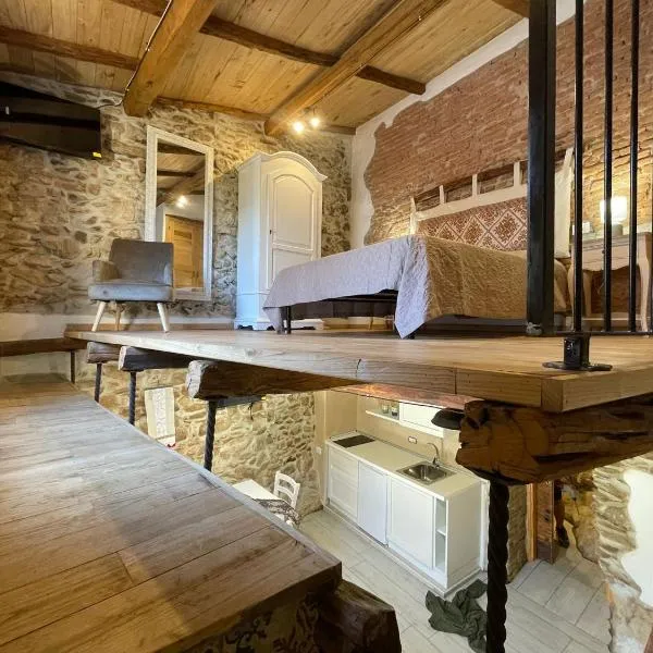 Antica Dimora Fora e' Muros AMMENTOS POSADA, hotel v destinaci Posada