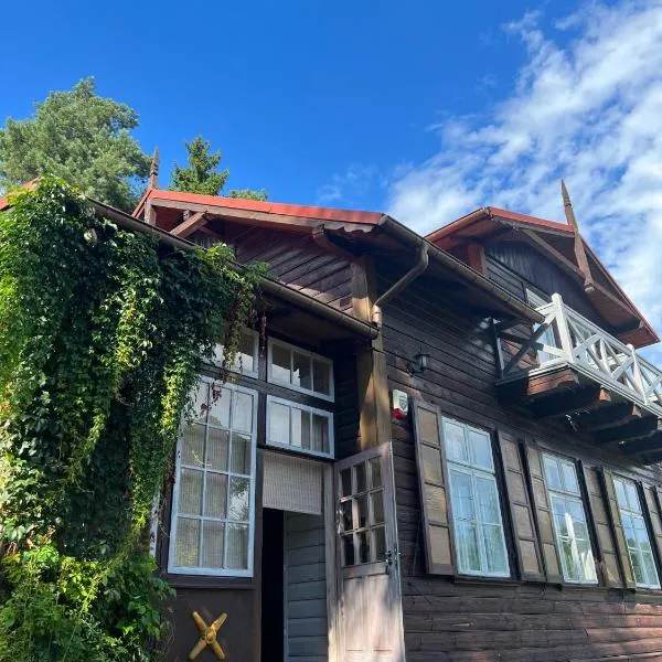 Oaza Niegocin - Domek Nad Jeziorem, hotel en Ruda