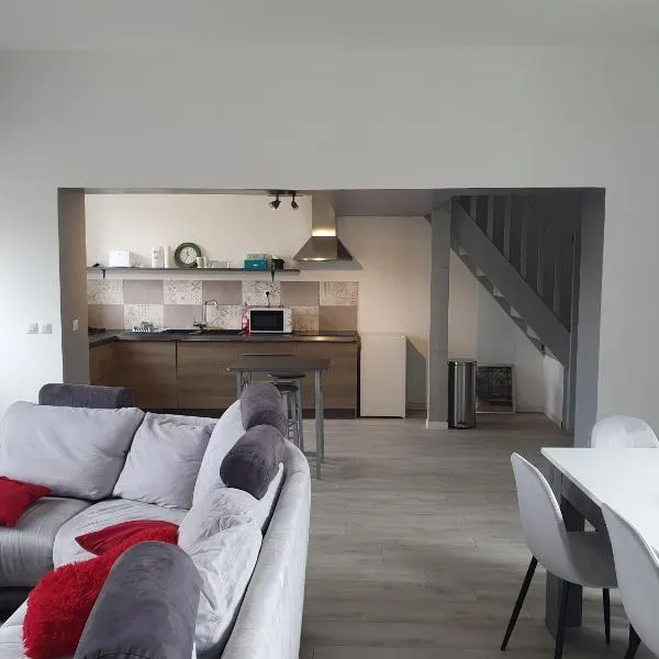 maison tout confort, hotel in Seboncourt