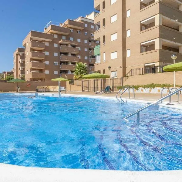 Apartamento en la playa de Oropesa con piscina、オロペサ・デル・マールのホテル