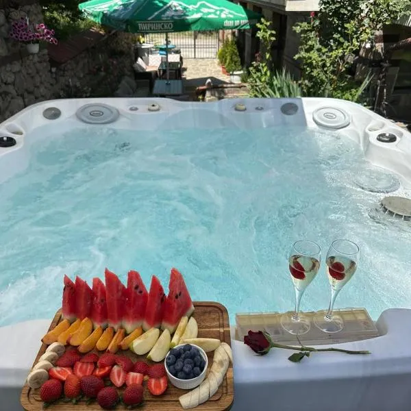 Къща за гости Александра, hotel v destinaci Dobriniště