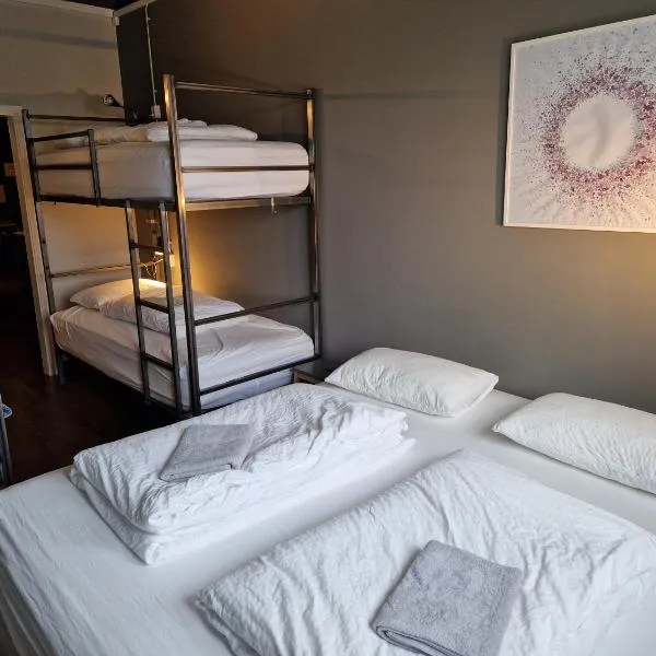 Tehúsið Hostel, hotel v destinaci Egilsstadir