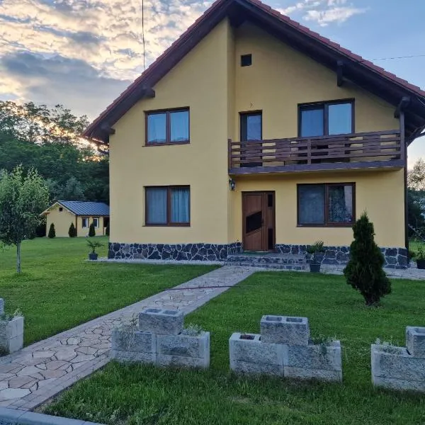 Casa Maya, hotel v destinaci Săsciori