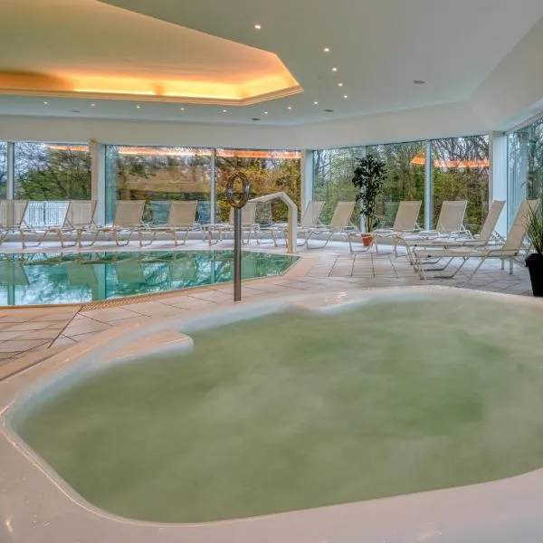 Parkhotel Am Glienberg by Fairway Hotels, viešbutis mieste Cinovicas