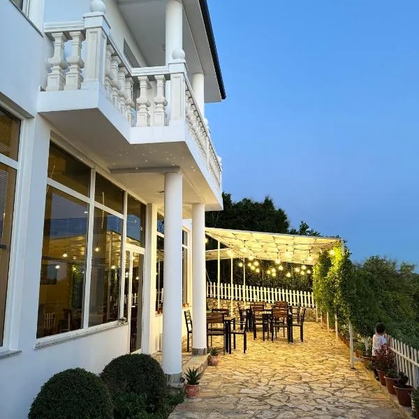 Vila Horizont, hotel v destinaci Baks-Rrjoll