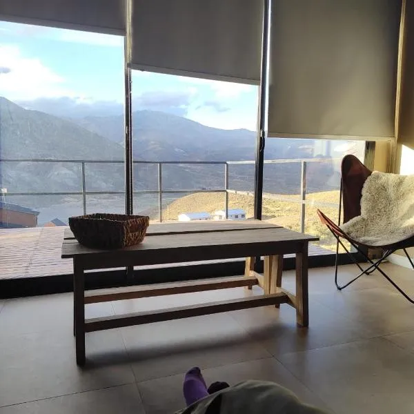 로스 모예스에 위치한 호텔 Cabañas de Montaña Armonías Lodge