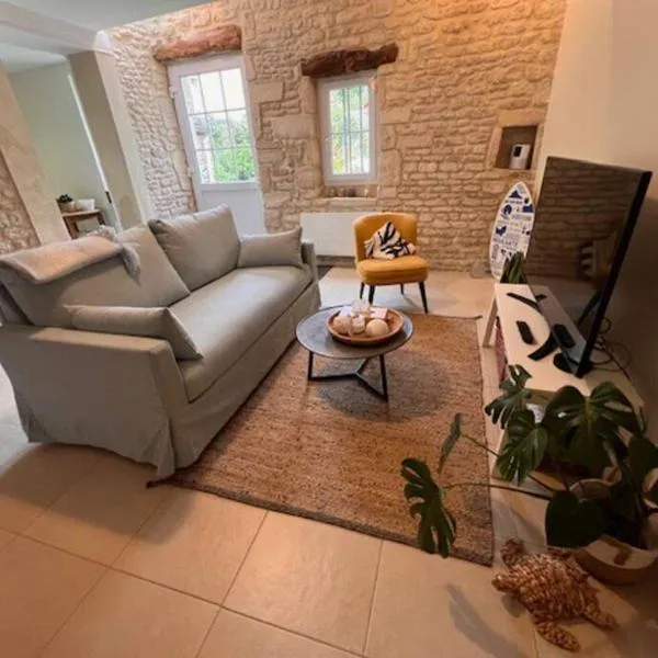 Namthalé - maisonnette cosy proche mer, hotel in Lion-sur-Mer