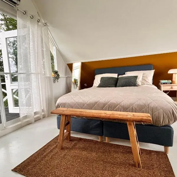 B&B slaap in Buurse, hotel v destinaci Haaksbergen