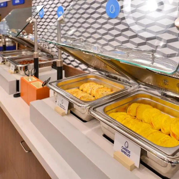 Holiday Inn Express Miami Airport-Blue Lagoon Area by IHG、マイアミのホテル