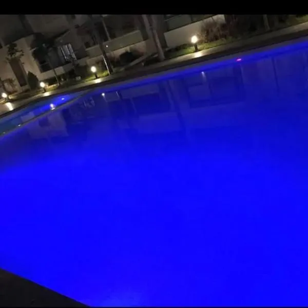 Appartement entier avec piscine, hotel v destinaci Mohammedia