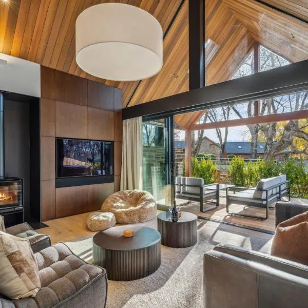 MacAndrew Luxury Lodge, hotel in Wanaka
