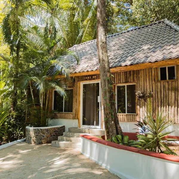 Falling Leaves Lodge, hotel v destinaci San Ignacio