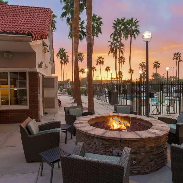 Residence Inn Phoenix Chandler/Fashion Center, hotel v destinaci Chandler
