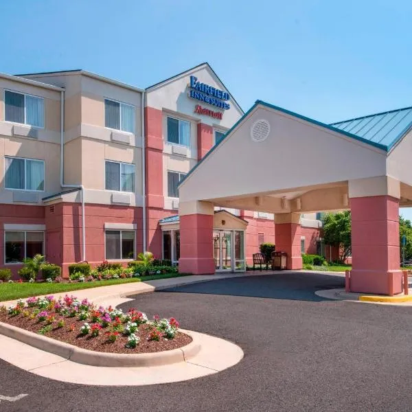 Fairfield Inn Dulles Airport Chantilly, hotel v destinaci Chantilly