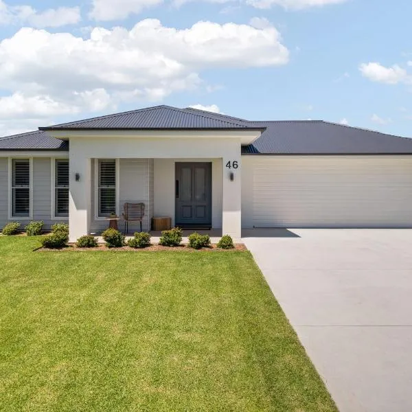 Brilliant Brennan - Modern 4 Bed 2 Bath Home, hotel in Bathurst