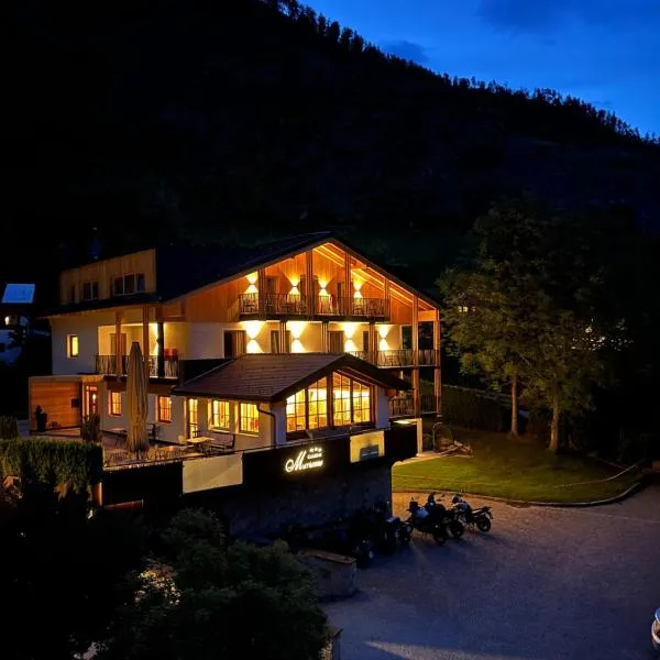 Garni Marianne, hotel v destinaci Malles Venosta