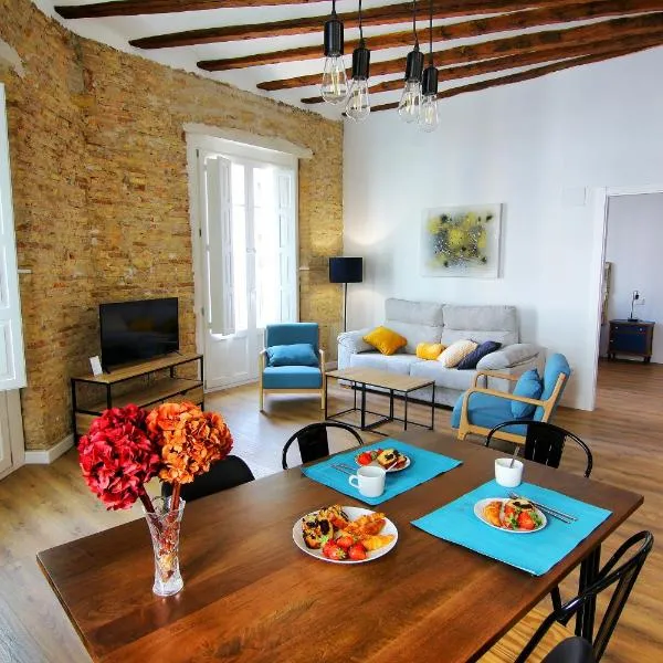 Apartamentos Almada - calle Alfonso - Plaza SAS, hotel em Zaragoza