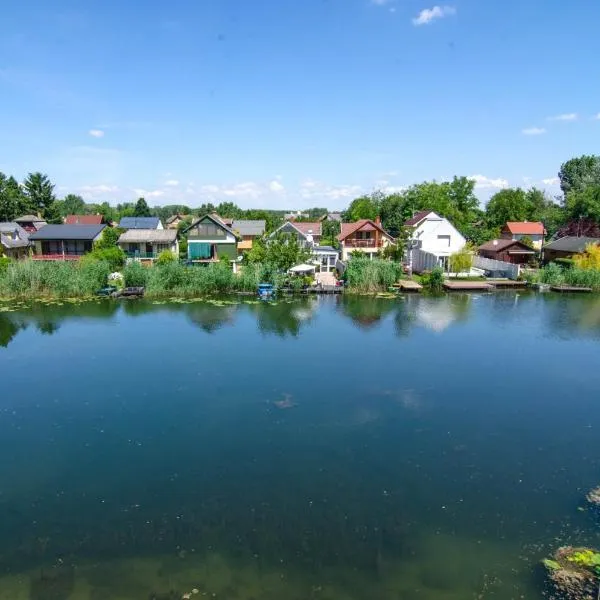 Heu Réka Vendégház, hotel v destinaci Dunasziget