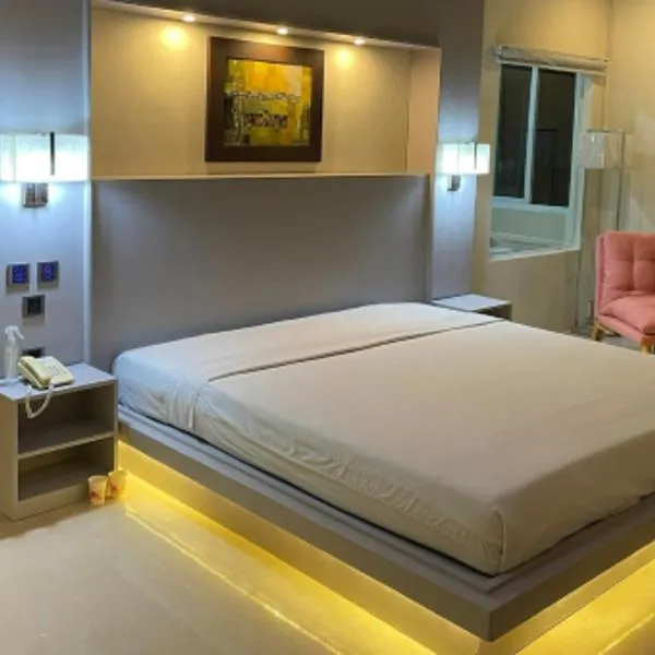 Pagadian Bay Plaza Hotel, hotel v Pagadianu