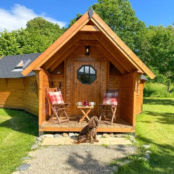 Seal Cove Cabin - Luxury Glamping, hotel in Cairndow
