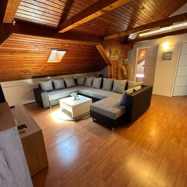 Apartment Milena, hotel in Brtonigla