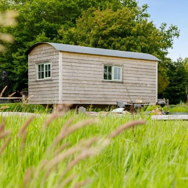 The Witterings Shepherds’ Hut, hotel di West Wittering