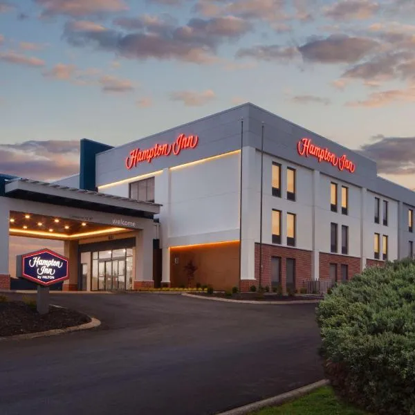 Hampton Inn Athens, מלון בEtowah