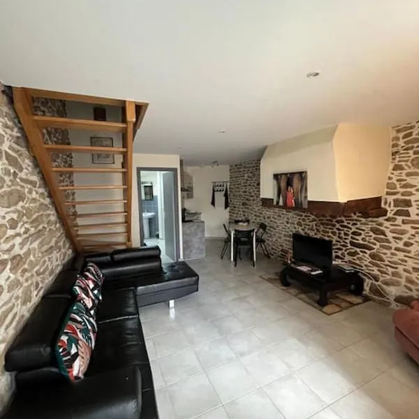 Maisonnette charmante 4 personnes proche de Vannes, hotel v destinácii Grand-Champ