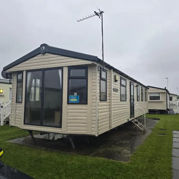 Lyons robin hood caravan 43SW, hotel v destinaci Rhyl