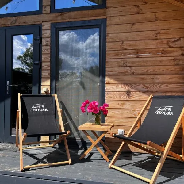 Treeskit House, hotel in Horenka