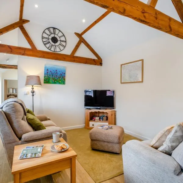 The Old Stables Cottages, hotel u gradu 'Thetford'
