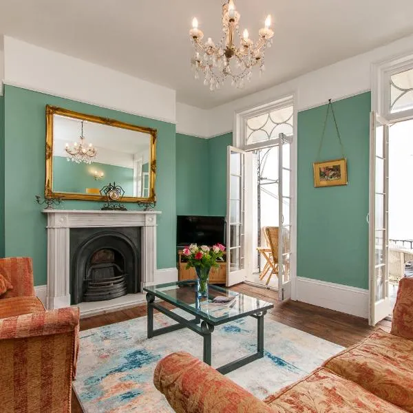 Seafront Regency Townhouse - Balcony Sea Views, hotel a Kent