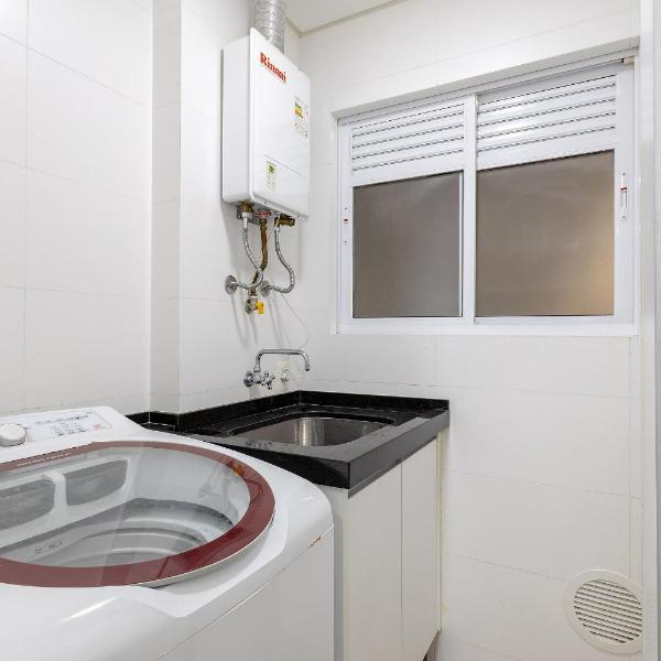 Apartamento em Condominio com Piscina e Jacuzzi - Foto 3