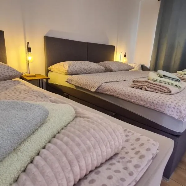 Brne Rooms, hotel a Postumia