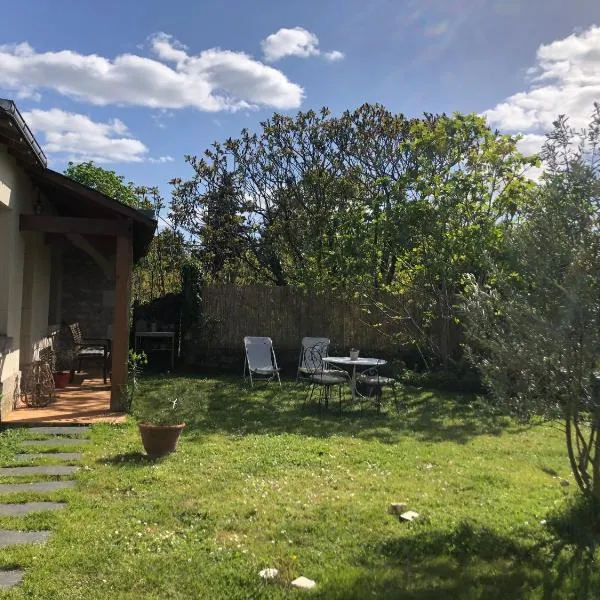 Le VIEUX CHAI, hotel em Souzay-Champigny