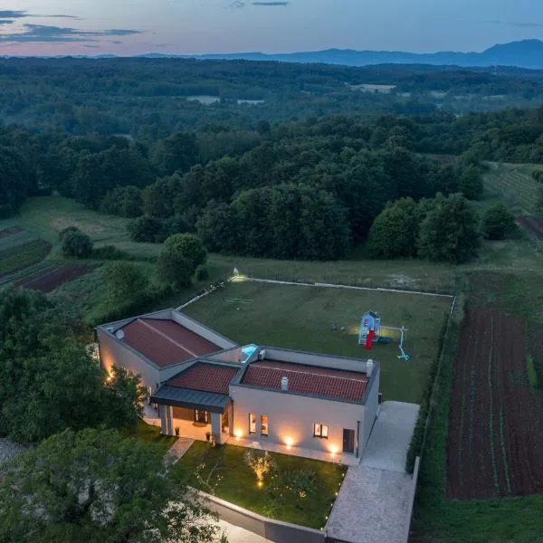 Residence Villa Manuela - Batlug, hotell sihtkohas Batlug