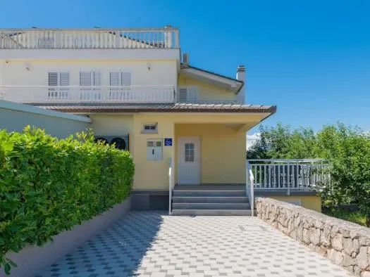 Apartment Brdo, hotel v destinácii Grubine