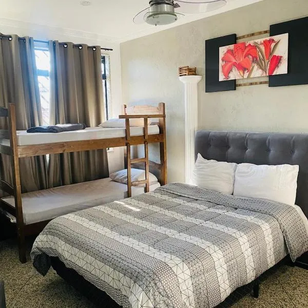 Hostel Anprado 1, hotel v destinaci Guarulhos