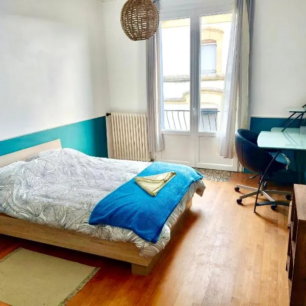 Chambre à Sigoules dans maison partagée, hotel v destinaci Sigoulès